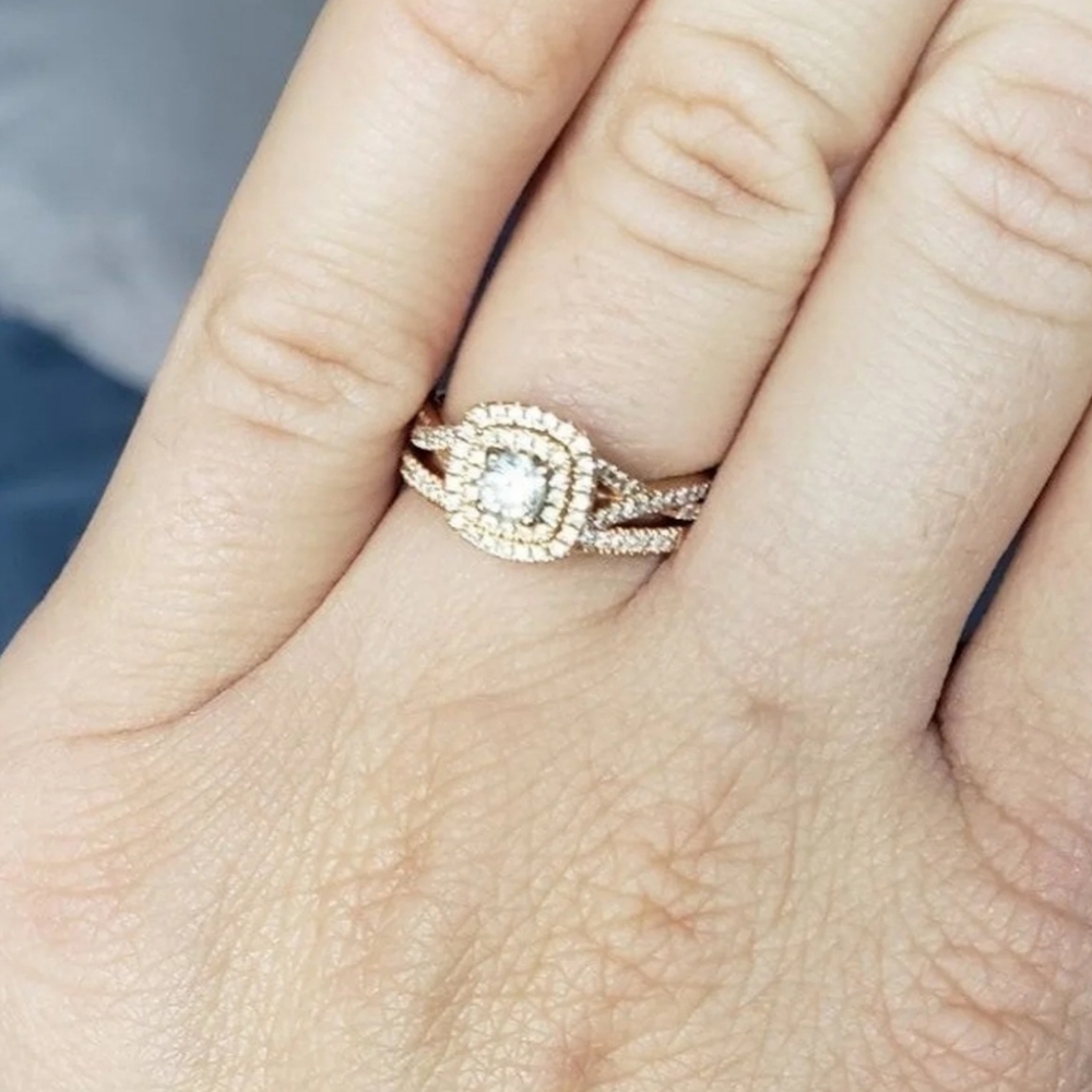 Engagement ring set